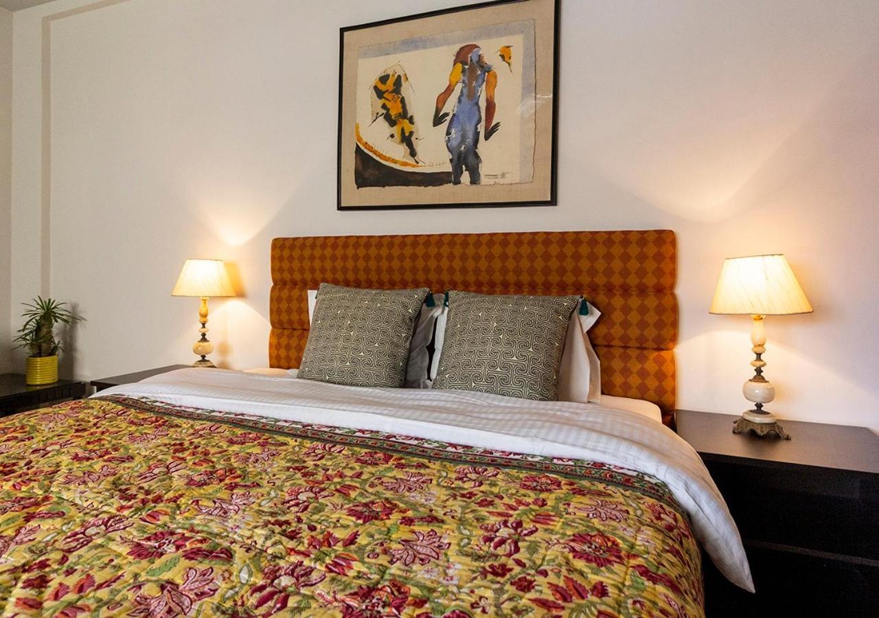 כלכותה Neelam Bed & Breakfast מראה חיצוני תמונה
